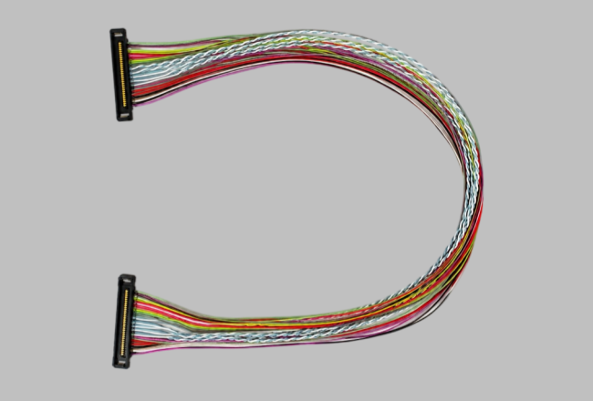 I-PEX 20373-R32T-06极细同轴线束(1)_副本.png